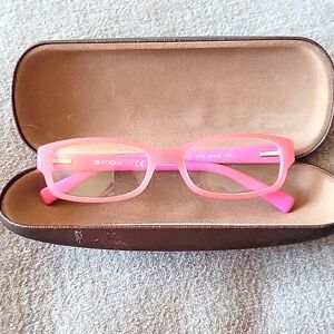New toddler eyeglasses Vogue w/free 2nd pair